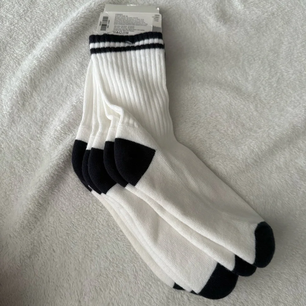 3 pairs Gymboree white socks NWT